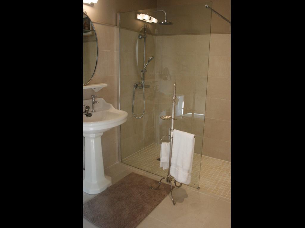 Guesthouse Kathome Бондю Экстерьер фото